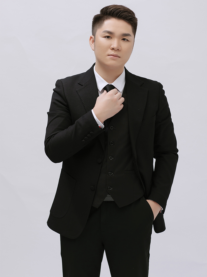 李华建